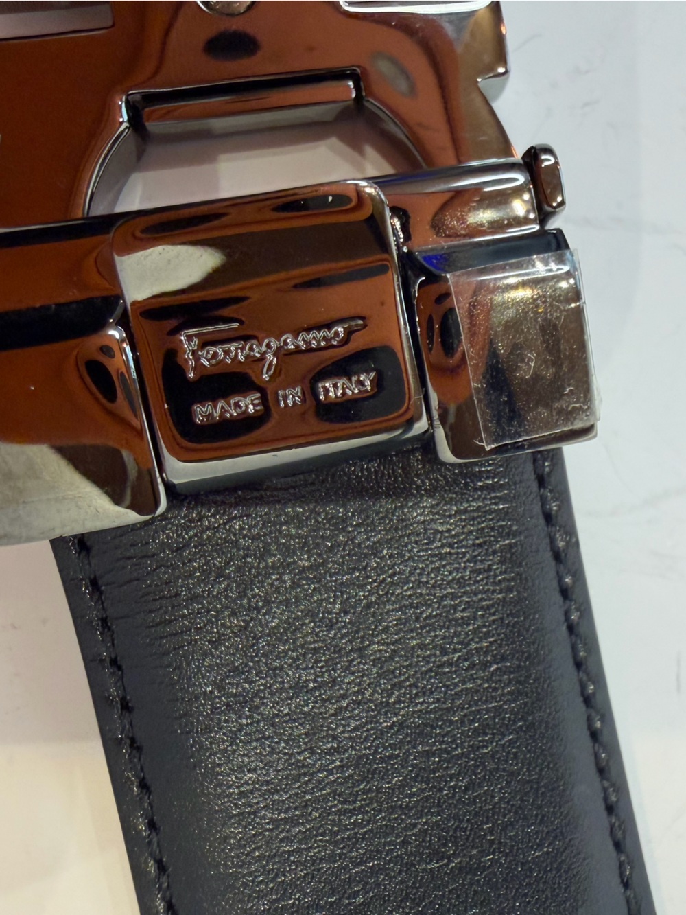 Ferragamo Men's Reversible Leather Double adjustable Gancini belt - Picture 6 of 16